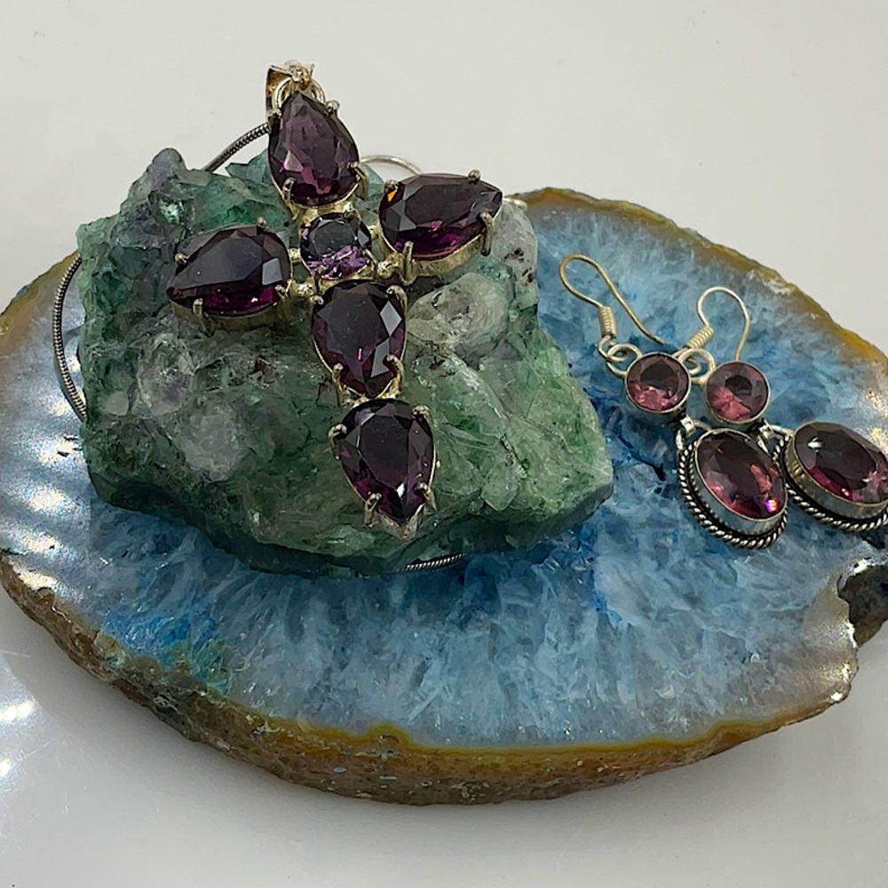 18” Sterling Silver Faceted Amethyst Cross Necklace & Earrings - Picture 3 of 6